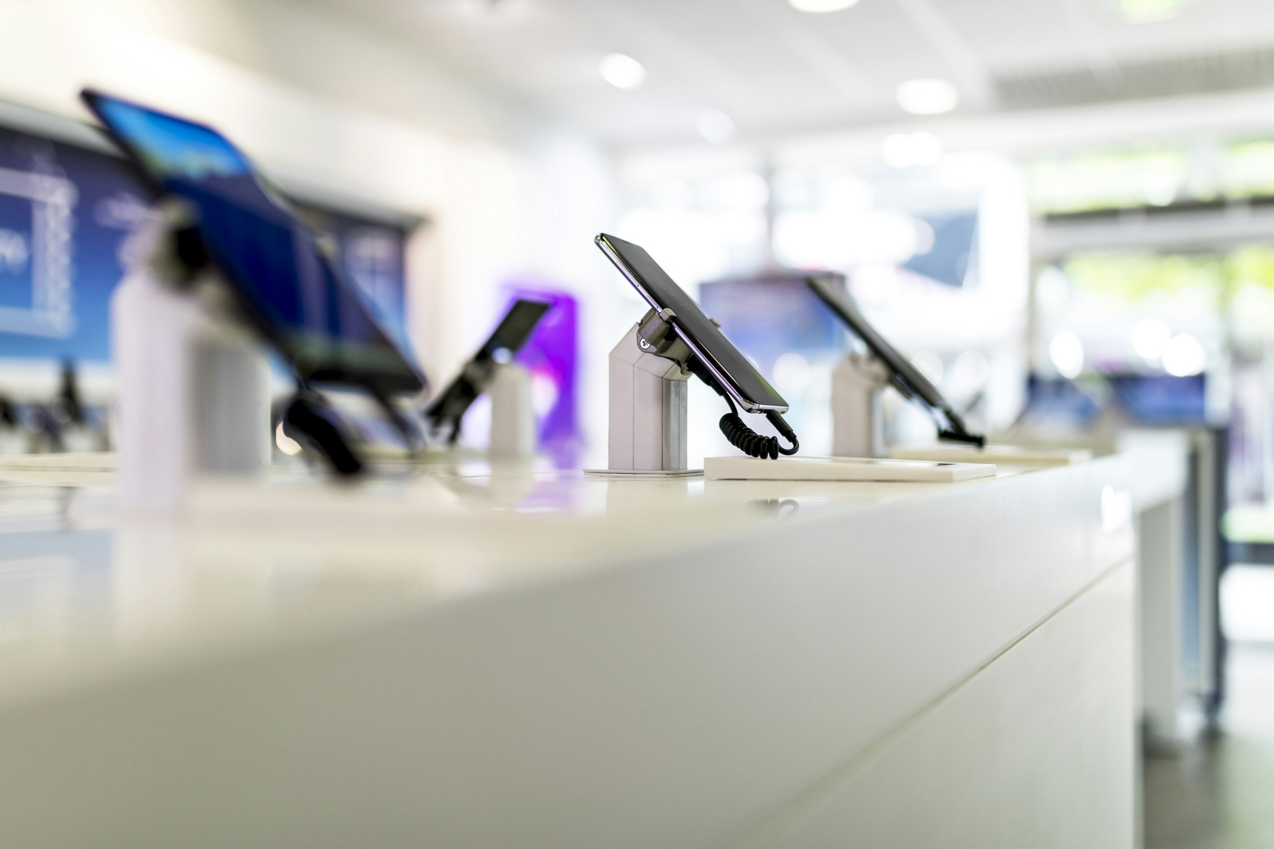 No One Is Talking About The Real Revolution in Mobile Wireless (And No, It’s Not 5G)
